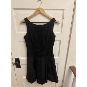 WHBM Women's Black Lace Taffeta Fit & Flare Dress Pockets Size 4‎ New $230
